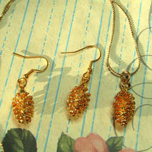 Gold Dipped Mini REAL Vintage Pinecone Charm Necklace and Earrings Set - Picture 7 of 7